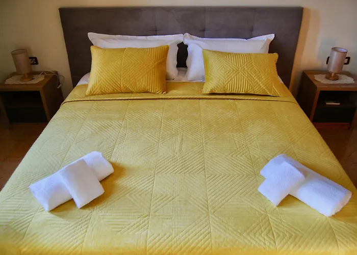 Apartamento Demaj House *