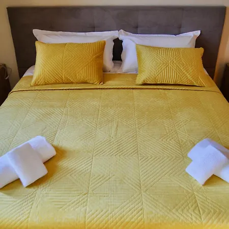Apartman Demaj House *