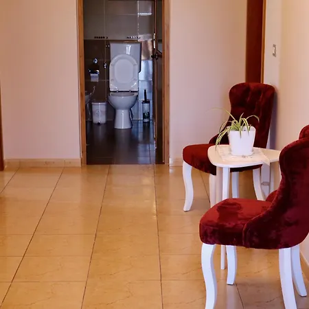 Apartment Demaj House Grilë