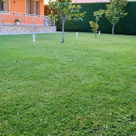 Demaj House *