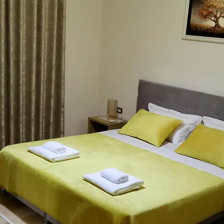 Demaj House Apartment